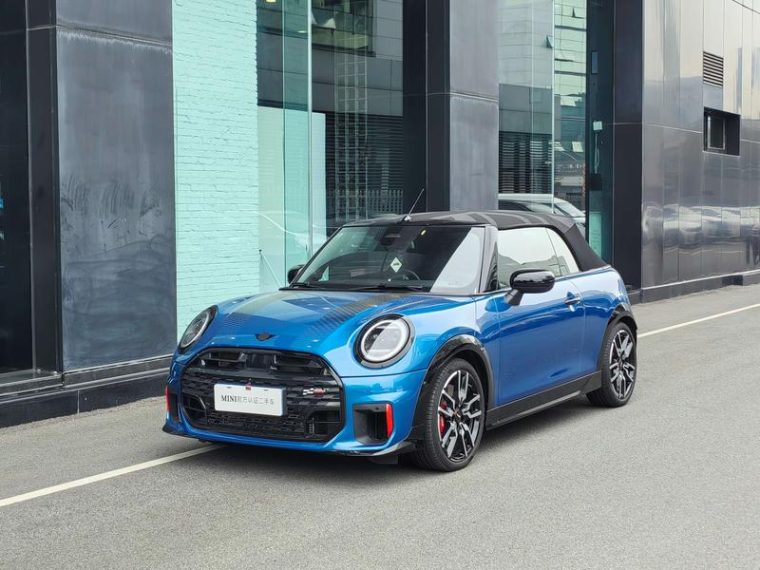 MINI JCW JOHN COOPER WORKS CABRIO