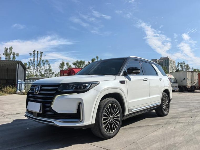 Changan CS95 2.0T