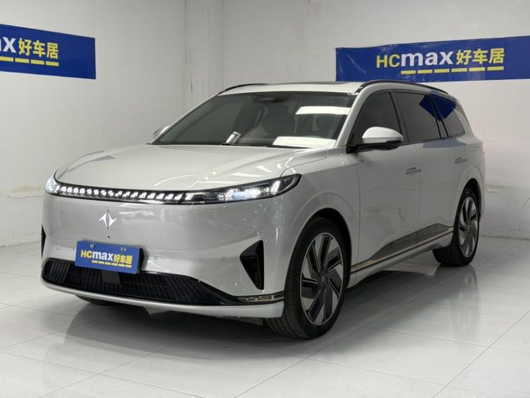 Dongfeng eπ 008 210Max 6
