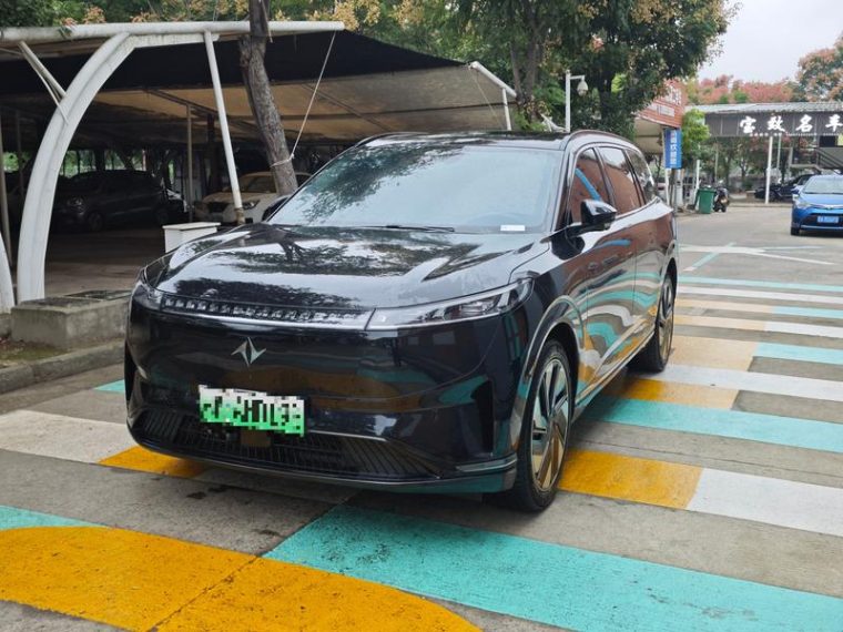 Dongfeng eπ 008 636Ultra 5