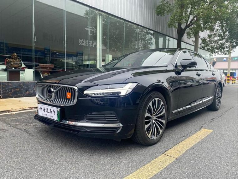 Volvo S90 T8 4WD Long Range Zhiyi Luxury