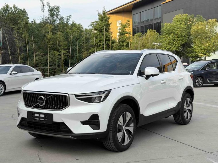 Volvo XC40 B3