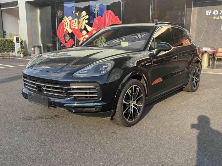 Porsche Cayenne E-Hybrid 2.0T