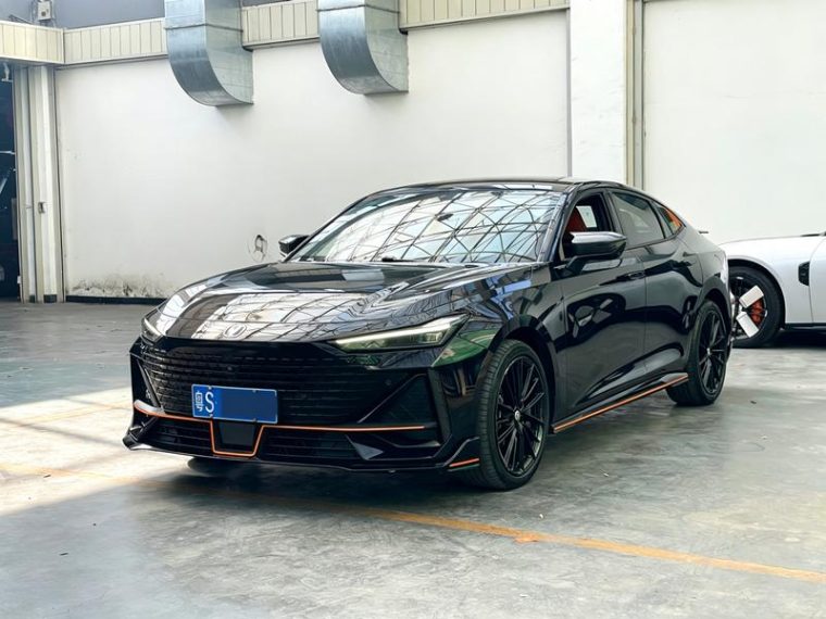 Changan UNI-V 1.5T Sport