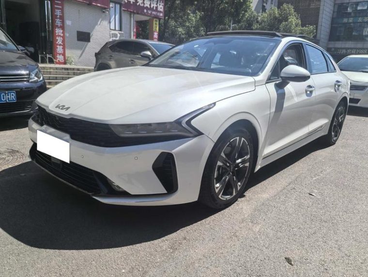 Kia K5 1.5T Premium