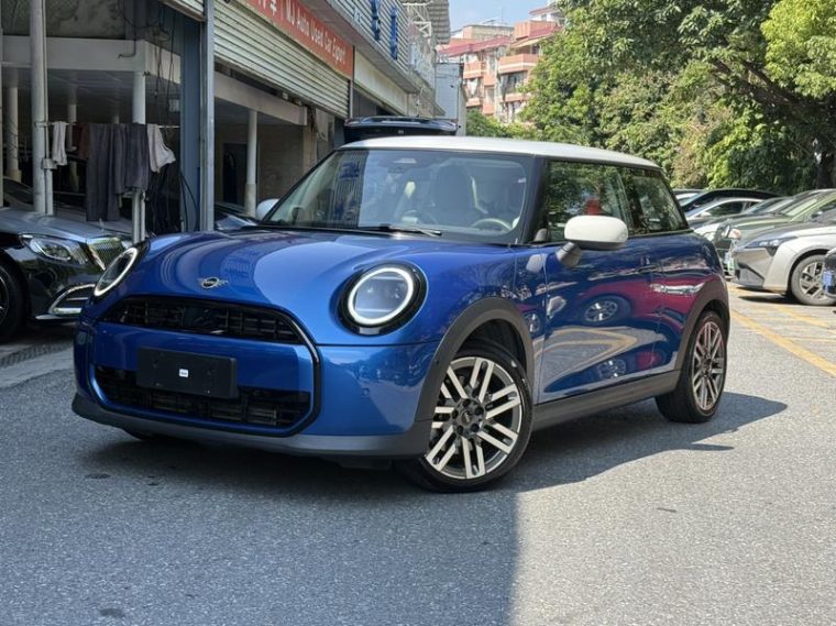 MINI 1.5T COOPER 3-door Classic Line