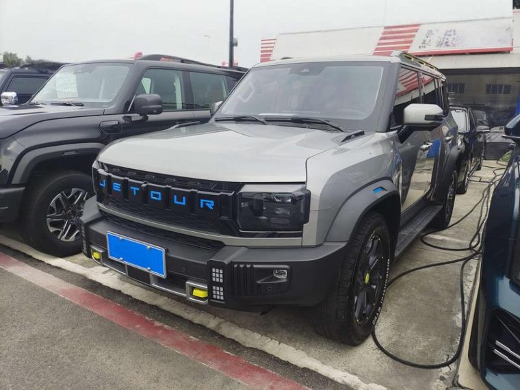 Jetour Traveler 2.0TD 4WD Traverse PRO