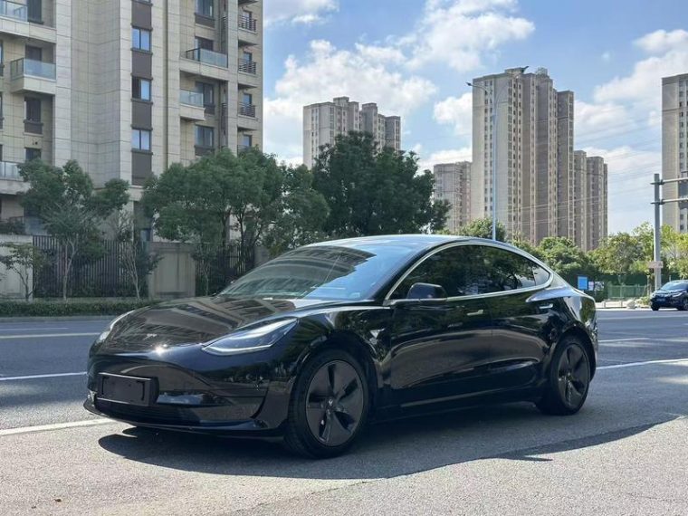 Tesla Model 3 Standard Range RWD Upgraded