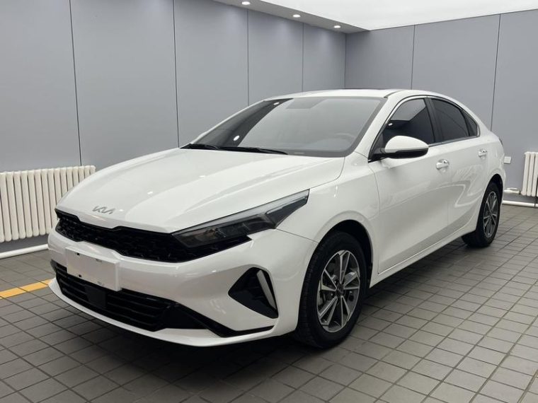 Kia K3 1.5L IVT Luxury