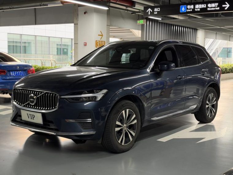 Volvo XC60 B5 4WD Zhiyi Luxury