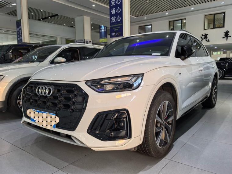 Audi Q5L 40TFSI Luxury Dynamic