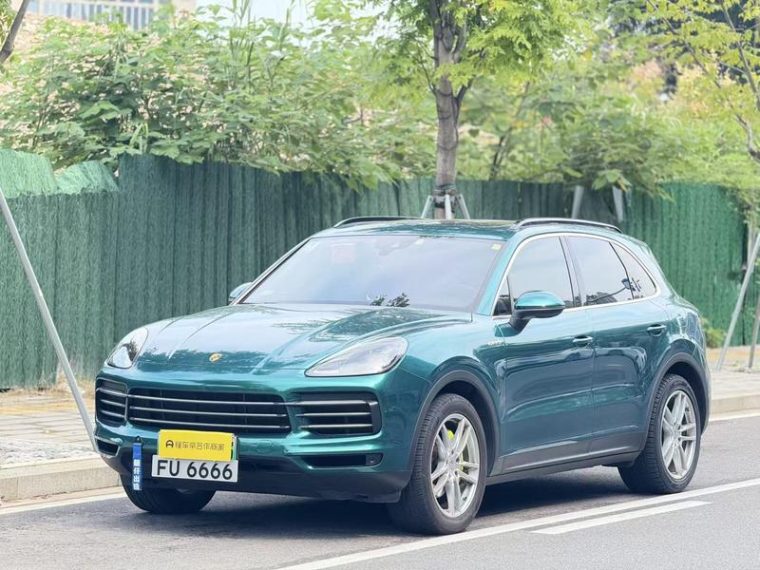 Porsche Cayenne E-Hybrid 2.0T