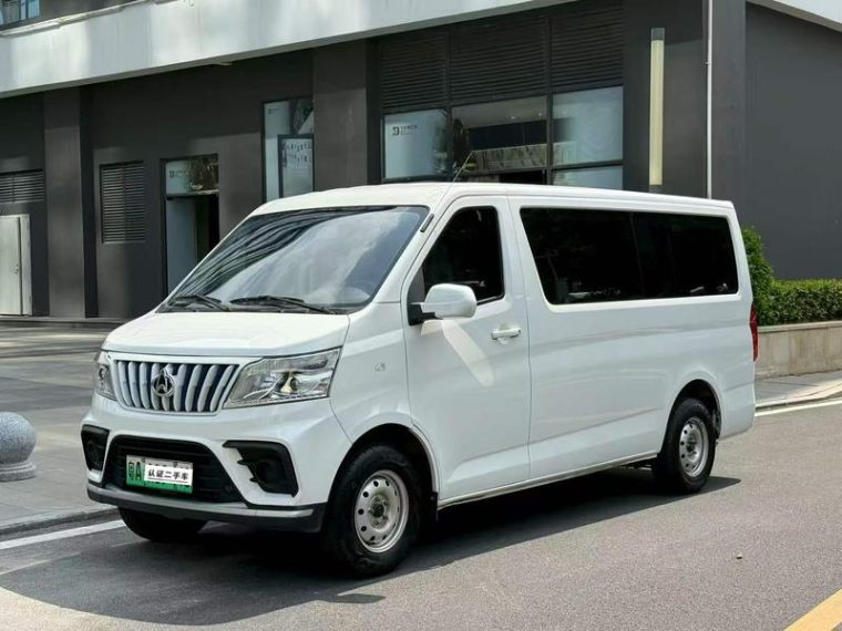 Changan Kaicene EM80 6 270km 41.86kWh