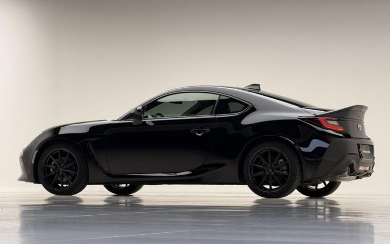 Toyota 86 GR 86 2.4L