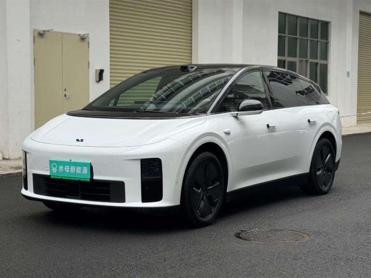 Li Auto i6 2WD Standard Edition