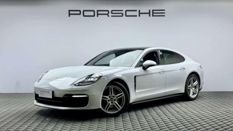 Porsche Panamera 2.9T