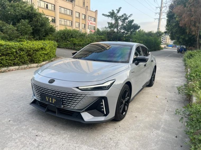 Changan UNI-V 1.5T Premium