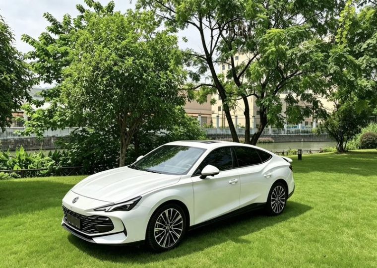 MG 7 2.0T