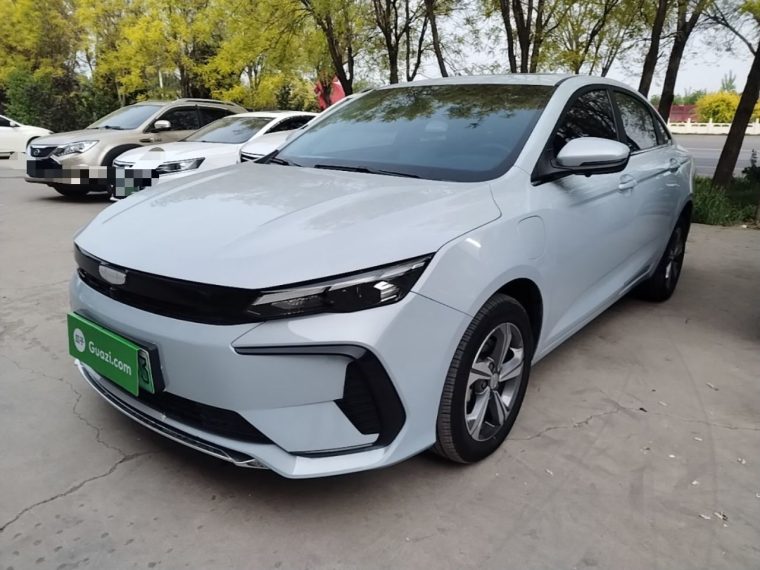 Geely L HiP 1.5TD-DHT Pro 100KM