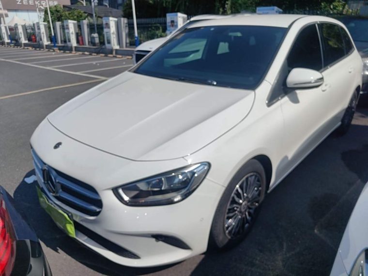 Mercedes-Benz B-Class B 180