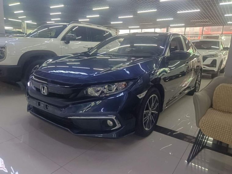 Honda Civic 180TURBO CVT VI