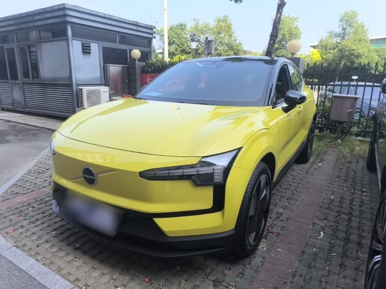 Volvo EX30 Plus