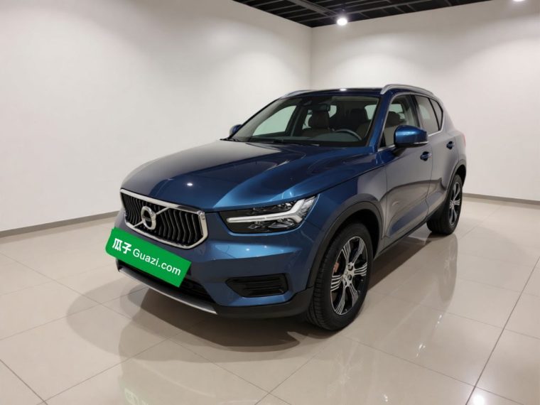 Volvo XC40 T3