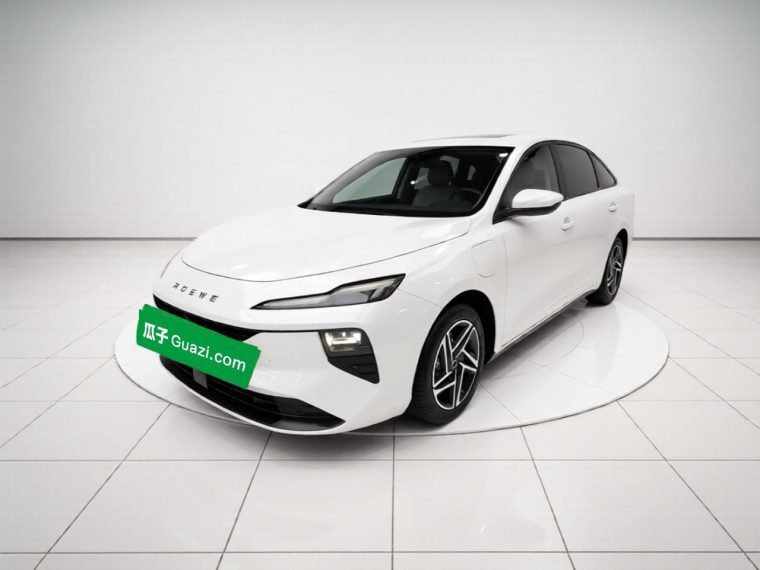 Roewe D6 450km