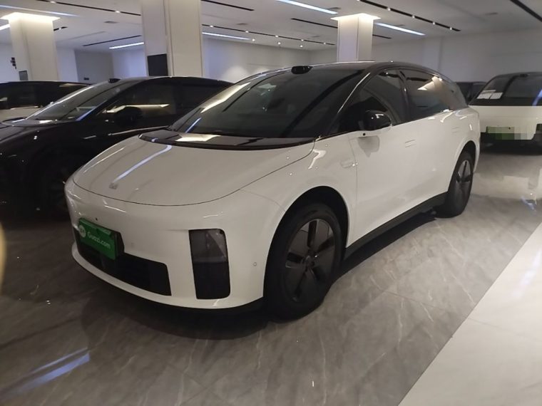 Li Auto i6 2WD Standard Edition