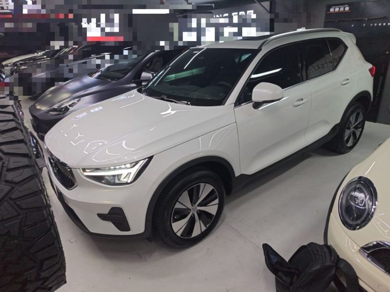 Volvo XC40 B3