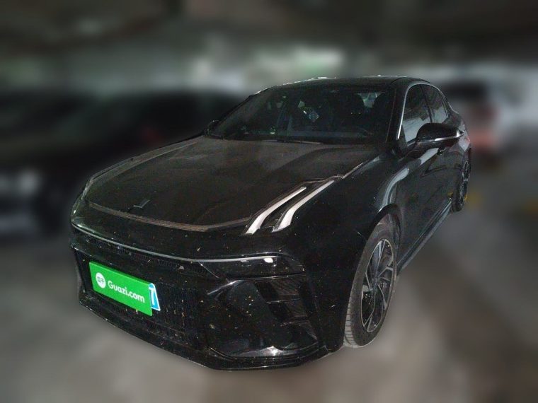 Lynk & Co 03 1.5TD DCT Plus