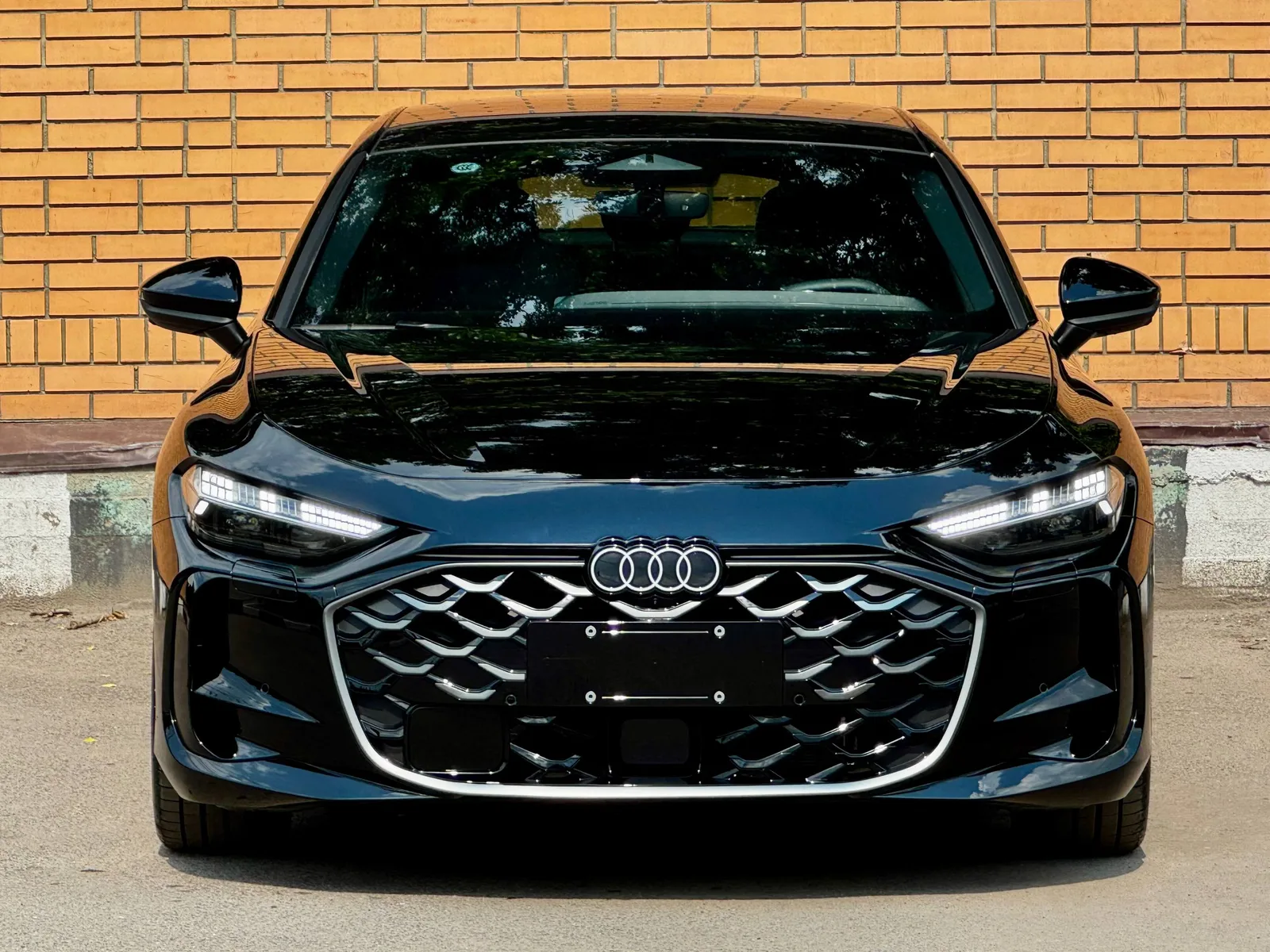 Audi A5L 2026 — решётка Singleframe