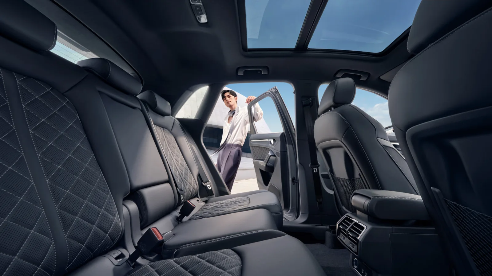 Задний ряд Audi Q3 2026