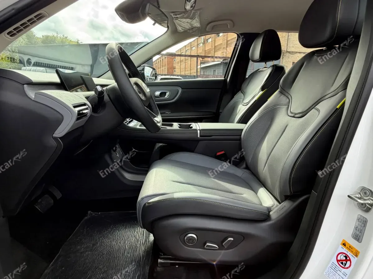 Передние сиденья Changan Qiyuan Nevo Q05 2026