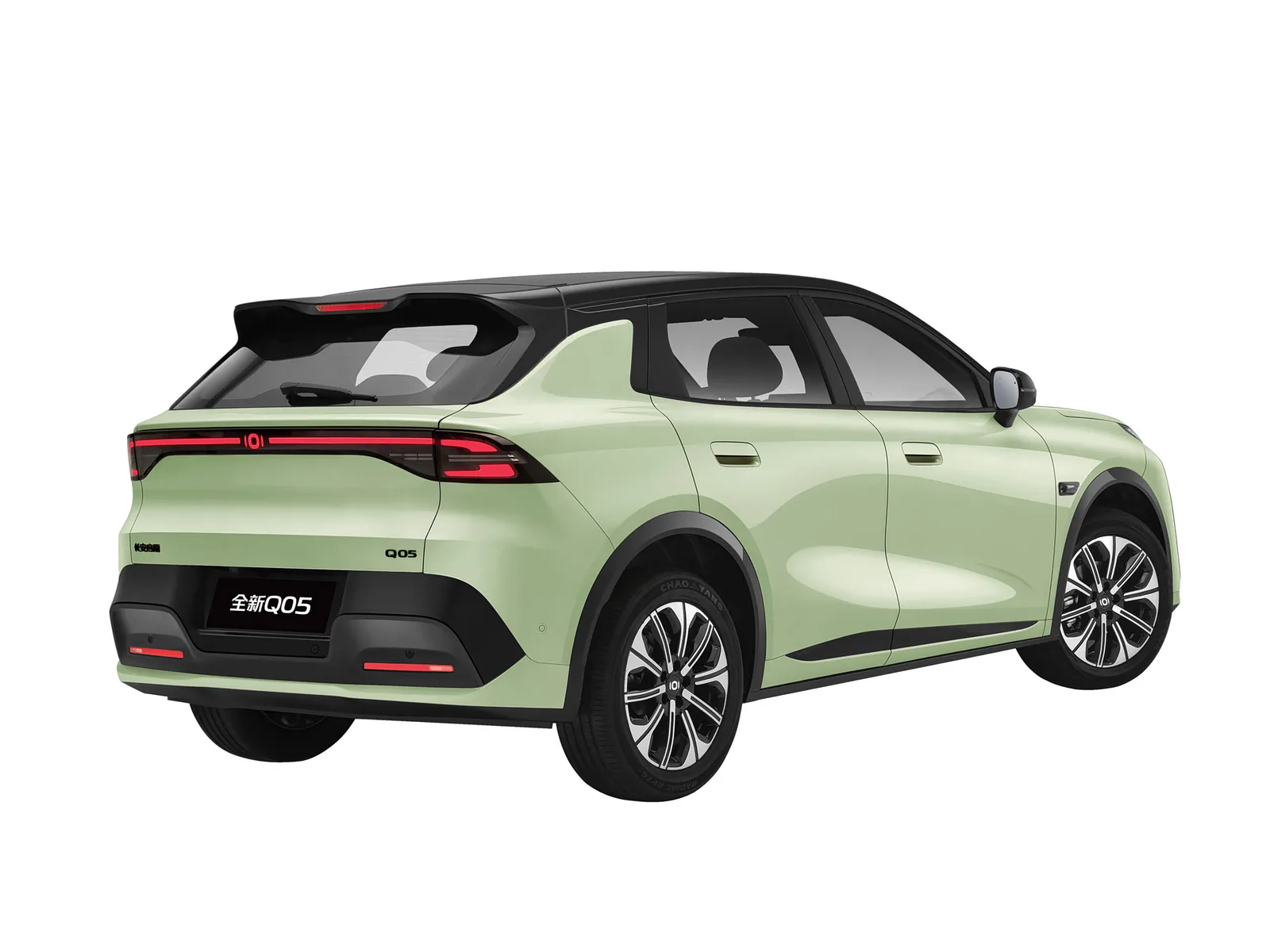 Changan Qiyuan Nevo Q05 2026 — вид сзади три четверти