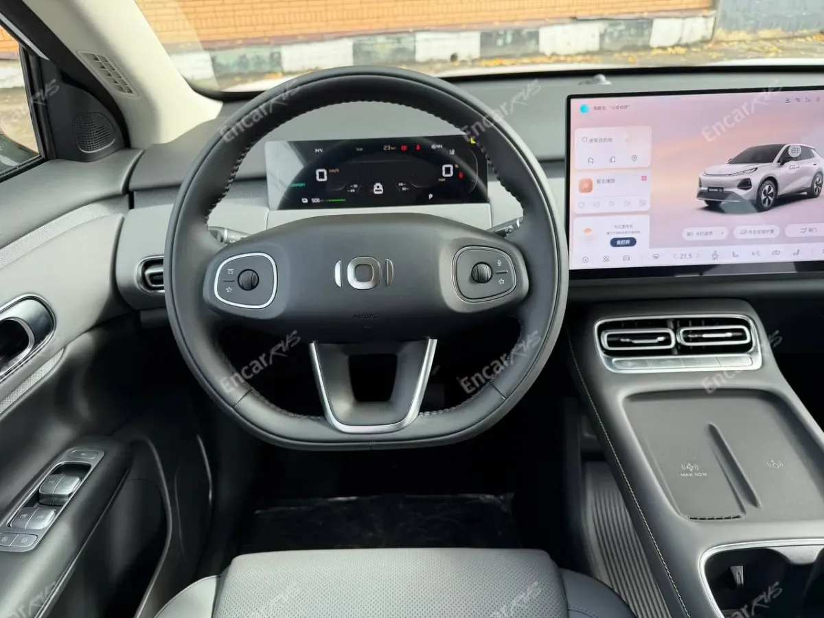 Руль и экран мультимедиа Changan Qiyuan Nevo Q05 2026