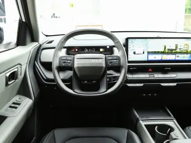Место водителя Kia Seltos NEW 2026