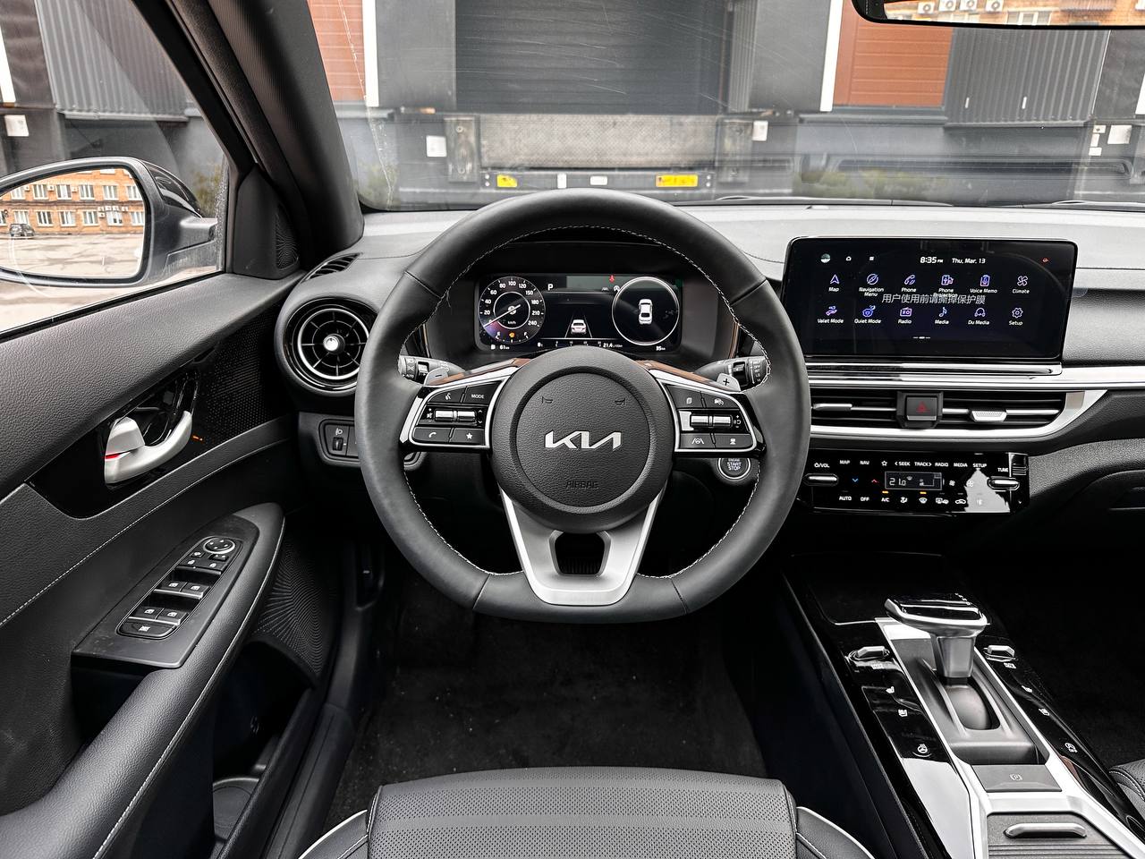 Kia K3 фото 14