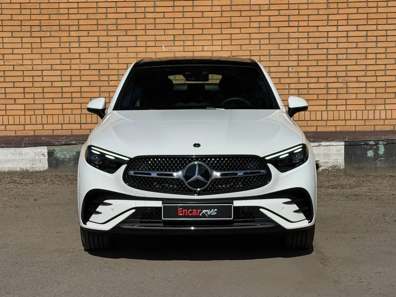 Mercedes-Benz GLC 300 Coupe — фронтальный вид