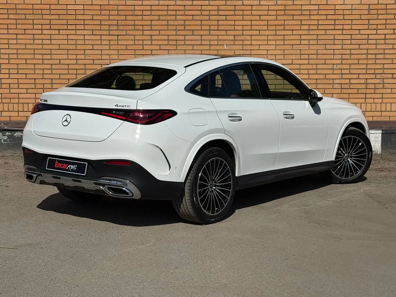 Mercedes-Benz GLC 300 Coupe — три четверти сзади