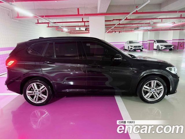BMW X1 F48 xDrive 20i M Sport - фото 3