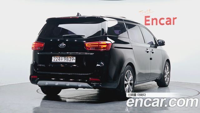 Kia Carnival Новый 9-Seater Noblesse - фото 1