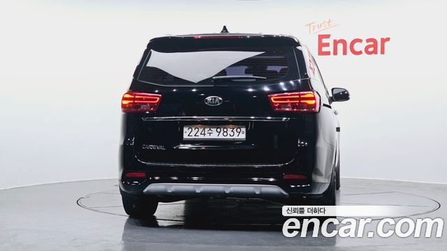 Kia Carnival Новый 9-Seater Noblesse - фото 3
