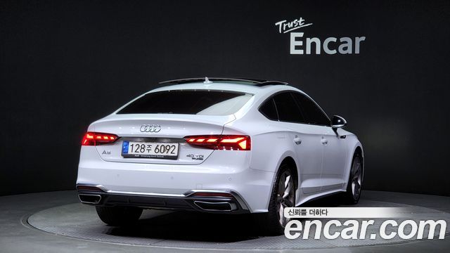 Audi A5 F5 40 TDI Quattro Premium Sportback - фото 1
