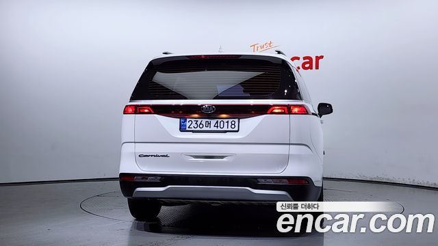 Kia Carnival 4-го поколения 9-Seater Prestige - фото 3