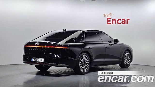 Hyundai Grandeur GN7, гибрид Calligraphy - фото 1