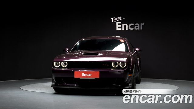 Dodge Challenger 6.4 - фото 2
