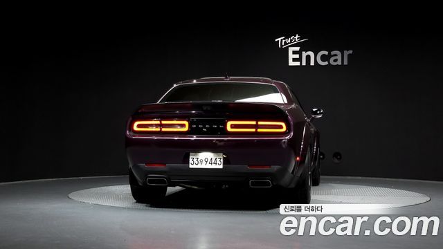 Dodge Challenger 6.4 - фото 3