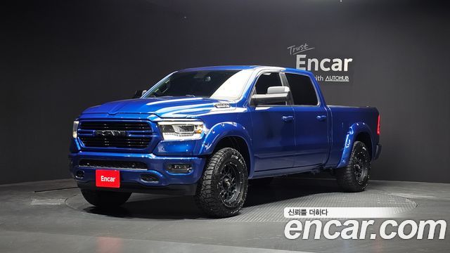 Dodge Ram Pick Up 5.7 - фото 0