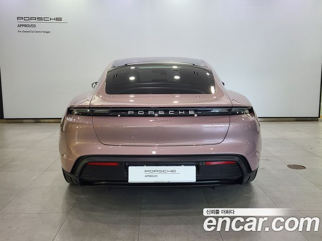 Porsche Taycan Base - фото 3